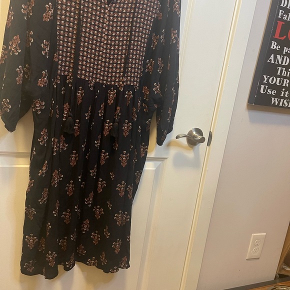 Knox Rose. NWT. Boho black printed baby doll whimsy goth dress. - Picture 4 of 10